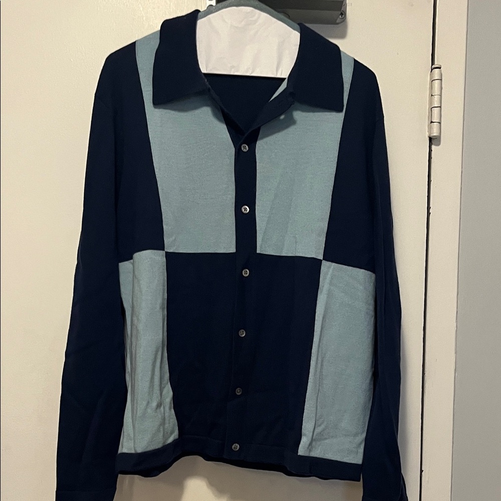 Levi's Navy and Light Blue Colorblock Button-Down Shirt